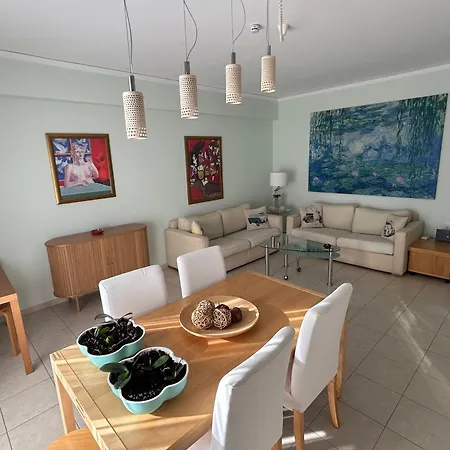 The Lucky Apartment *