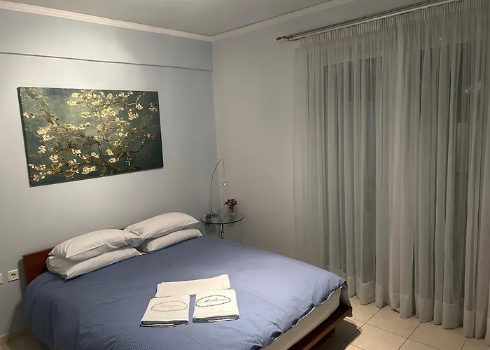 The Lucky Nafplio